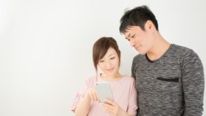 夫が退職して妻の扶養に入る場合の手続きや要件をまとめてみた